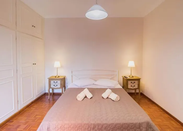 Cherry Corfu Апартаменты Corfu (city)